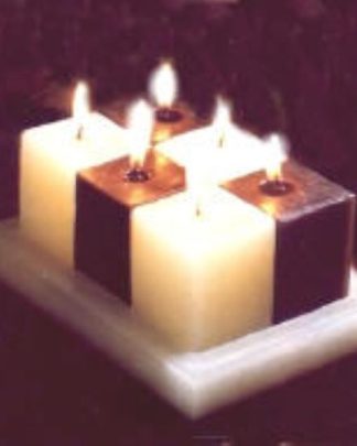 VELAS BRANCO e BORDEAUX 20 cm x 15 cm x 7 cm