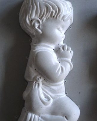 MENINO REZAR 13.1.784