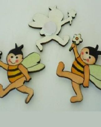 ABELHA COM FLOR BRANCA