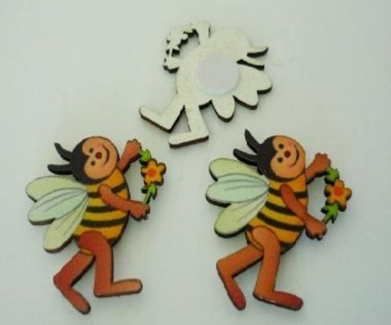 ABELHA COM FLOR LARANJA