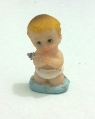 MENINO DE FRALDA - resina