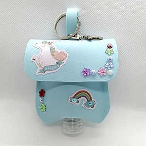 Bolsinha porta álcool gel azul claro com Unicórnio a Arco Iris e florzinhas